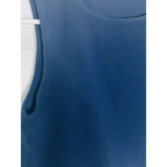 Yogalicious Women's Blue Navy Cropped Tank Top Size M Poly Spandex Stretch S/M - Picture 3 of 4
